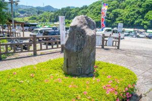 武蔵五日市駅徒歩5分 東京都あきる野市 秋川橋河川公園バーベキューランド で川遊びしよう 西東京から約30分 持込 手ぶら自由 会場 日本最大級の qプラットフォーム Bavi