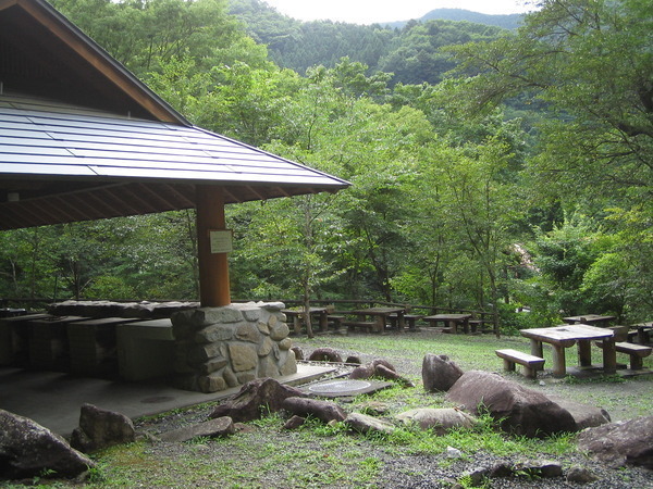 東京都立奥多摩湖畔公園 山のふるさと村 | 日本最大級のバーベキュー場プラットフォーム Bavi